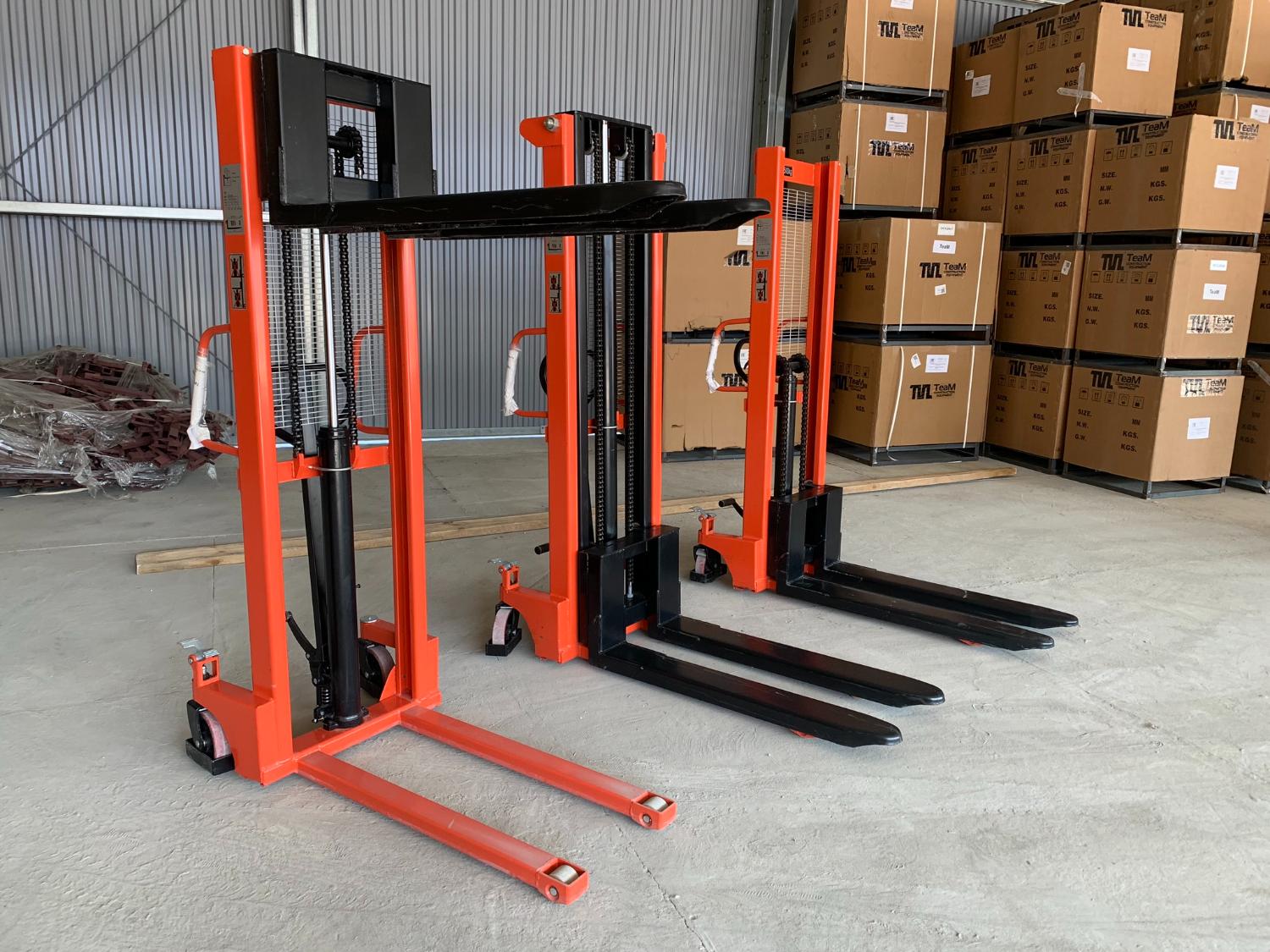 02ff3ad4bfec87c5aa853ed0dba85399 Штабелер ручной TeaM 1530